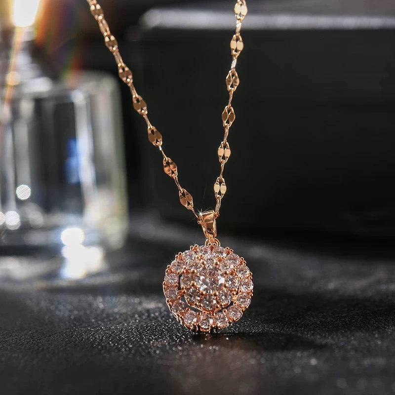 Collier rond en zircon rotatif pour femme