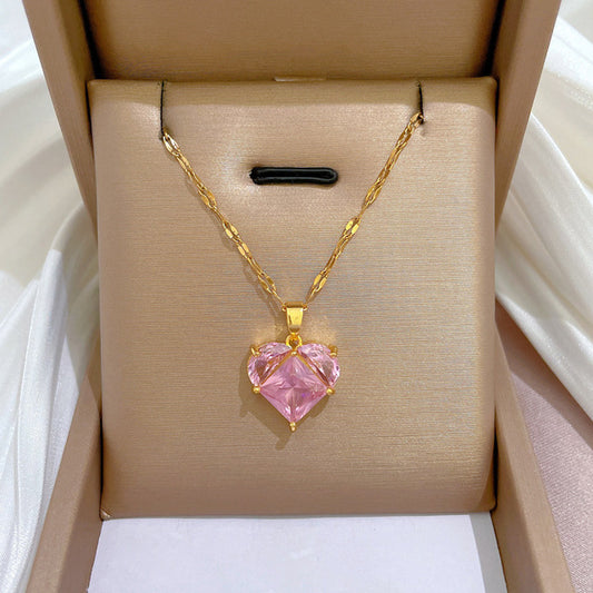 Collier avec cœur rose