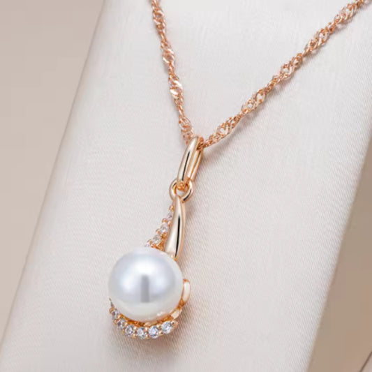 Nouveau collier femme – simple et élégant